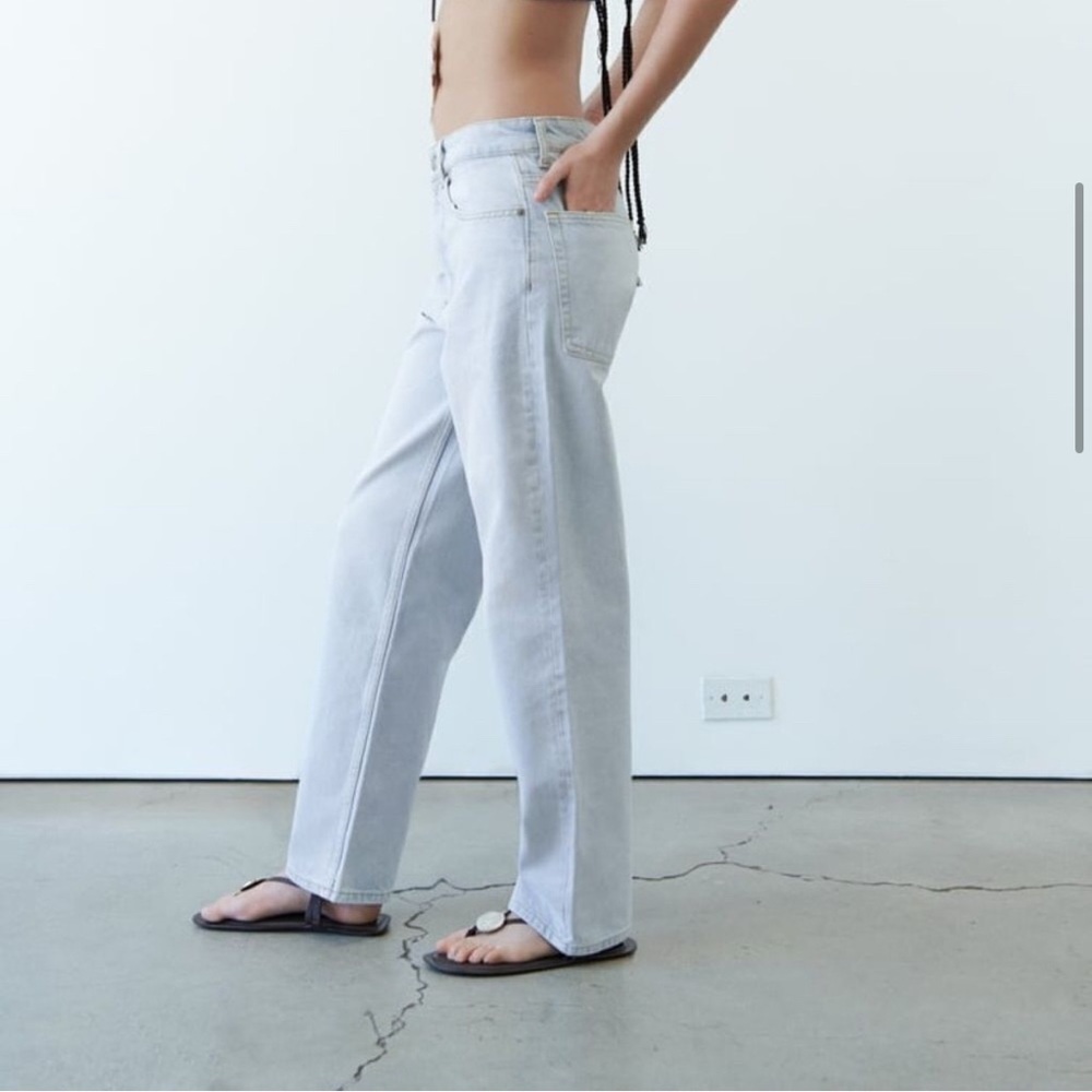 ZARA Light Blue Mid Rise Jeans - Picture 6 of 9